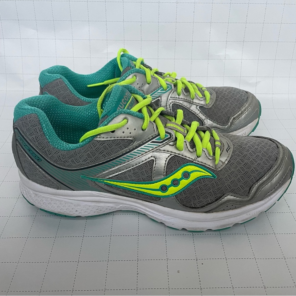 Saucony Cohesion 10 Running Training Athletic Shoes Women’s Size 9 Gray Green
